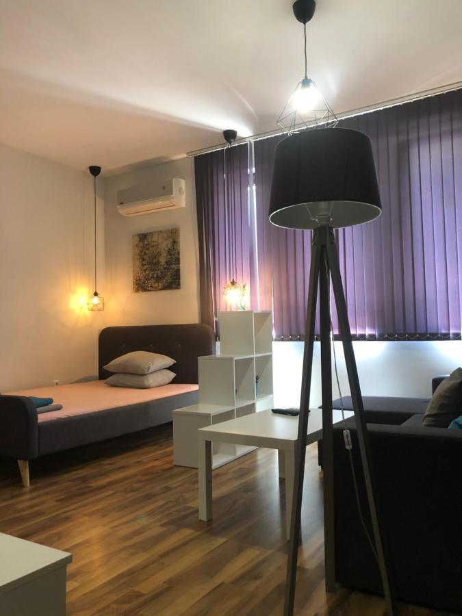Nice Place Guest House Oborishte Sofia Exterior photo